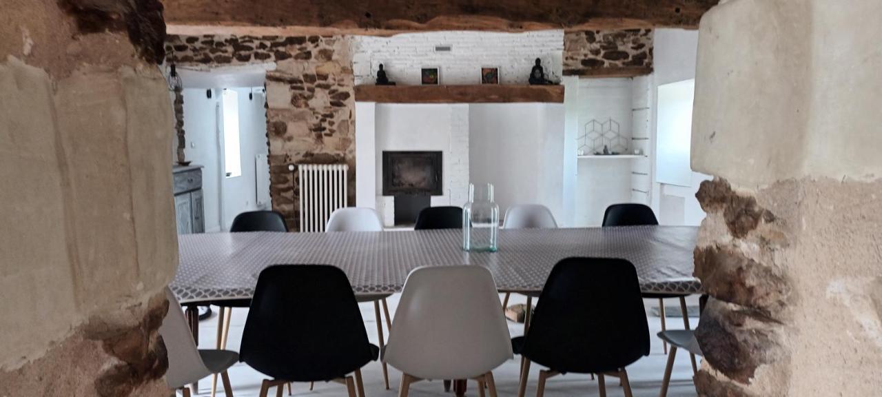 Maison De Campagne Seiches-sur-le-Loir Extérieur photo